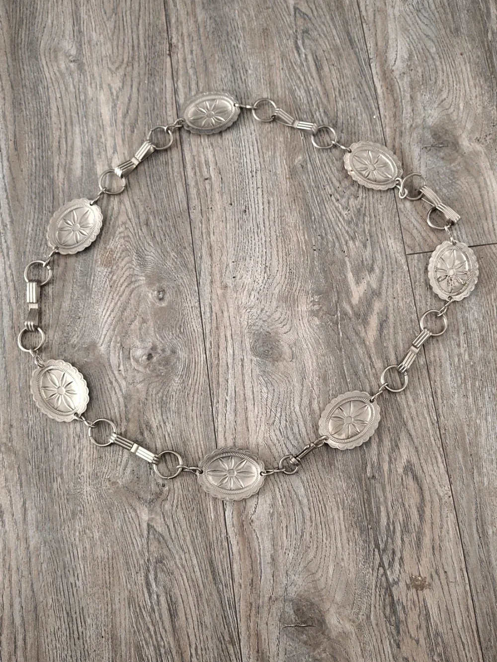 Vintage Silver Tone Concho Belt Western Boho Stamped Oval Link Adjustable - Picture 4 of 5